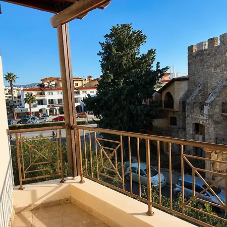 Eye 360 Hotel, Lighthouse & Sea View Διαμέρισμα Πάφος
